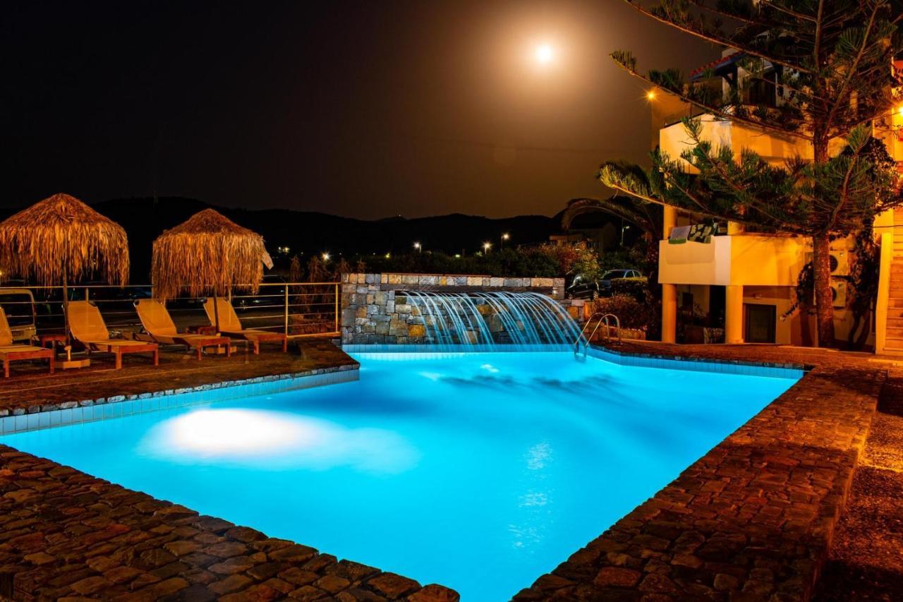 Sissi Bay Resort Exterior photo