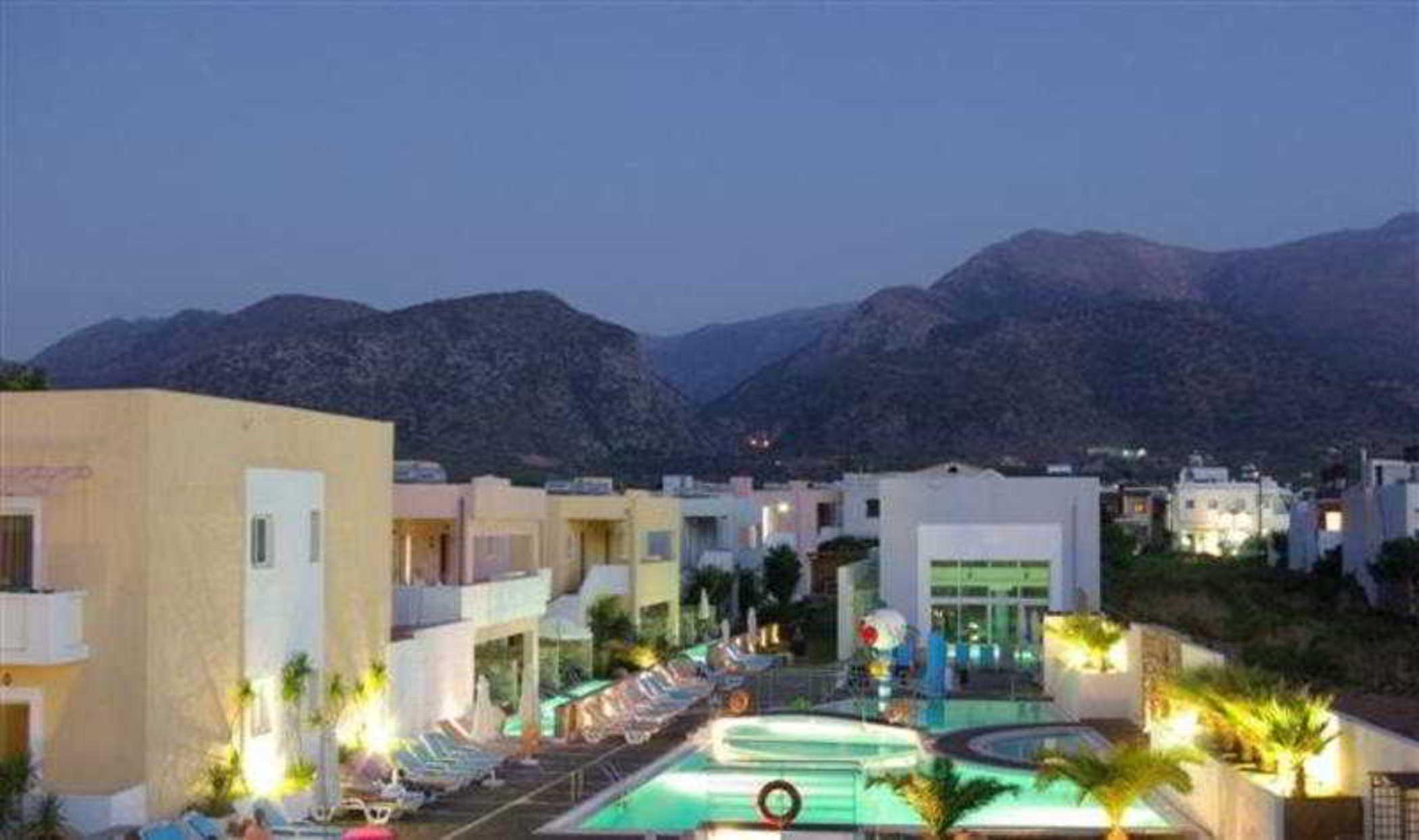 Sissi Bay Resort Exterior photo